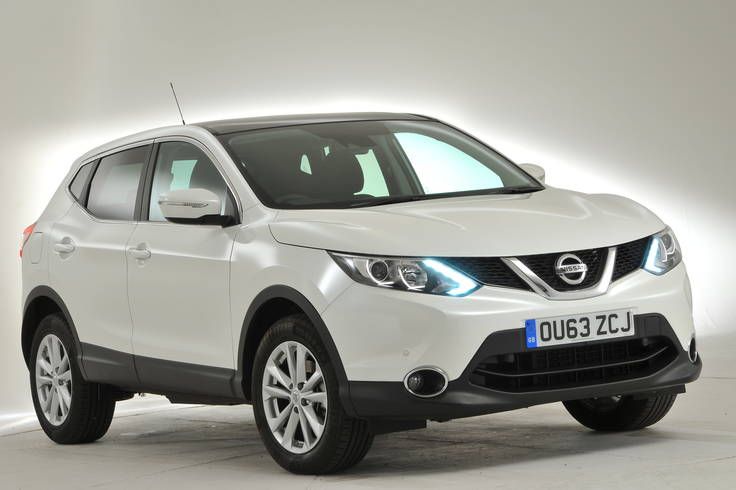 whatcar's tweet image. Find out what makes the @NissanUK Qashqai so popular buff.ly/1QUZ0si