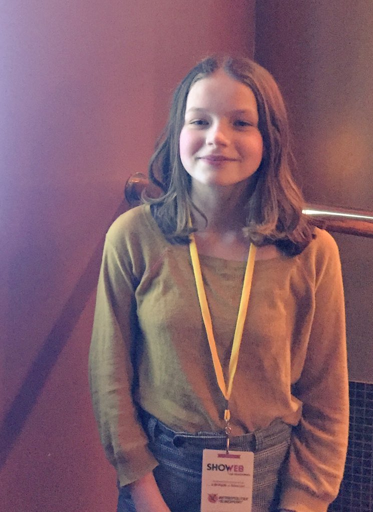 LauraCiriani's tweet image. #showeb ⭐️#LeonieSouchaud ⭐️ la révélation du beau film #LeVoyageDeFanny de #LolaDoillon pose pour @notrecinema