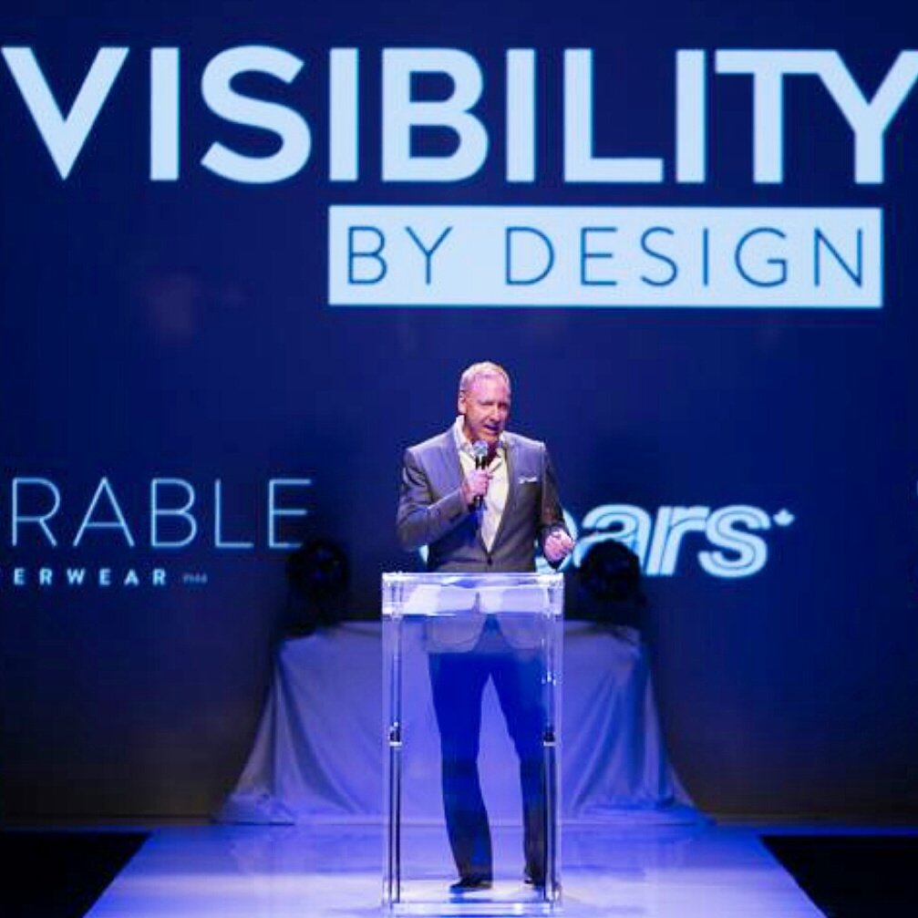GlenBaxterTO's tweet photo. Visibility is everything! #visibilitybydesign #torontofashionweek #TFW2016 @SearsCA @AdorableOUTERWR @TFWOfficial https://t.co/QZ6RnS1TtV