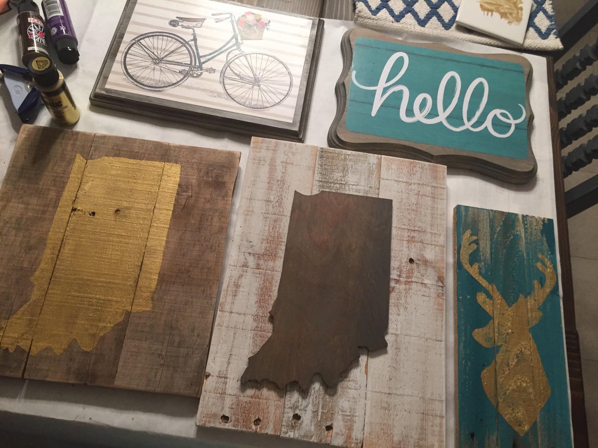 HVMIndy's tweet photo. Show your #hoosier pride with #Indiana themed signs handcrafted by Melody Lane Creations. https://t.co/D9XmZw0uM8 https://t.co/iJQAx5ZGHt