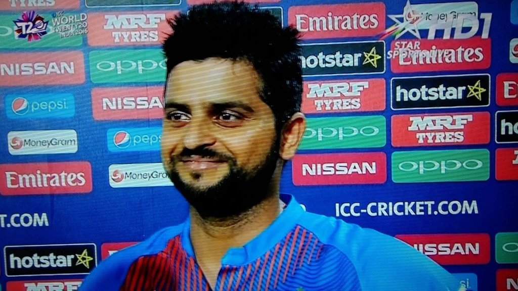 Rainaist's tweet photo. His cute expressions during a short interview after the 1st Innings 😍❤💙
#WT20 #IND #INDvsNZ 
PC - @Fc_ImRaina https://t.co/77BQymibRQ