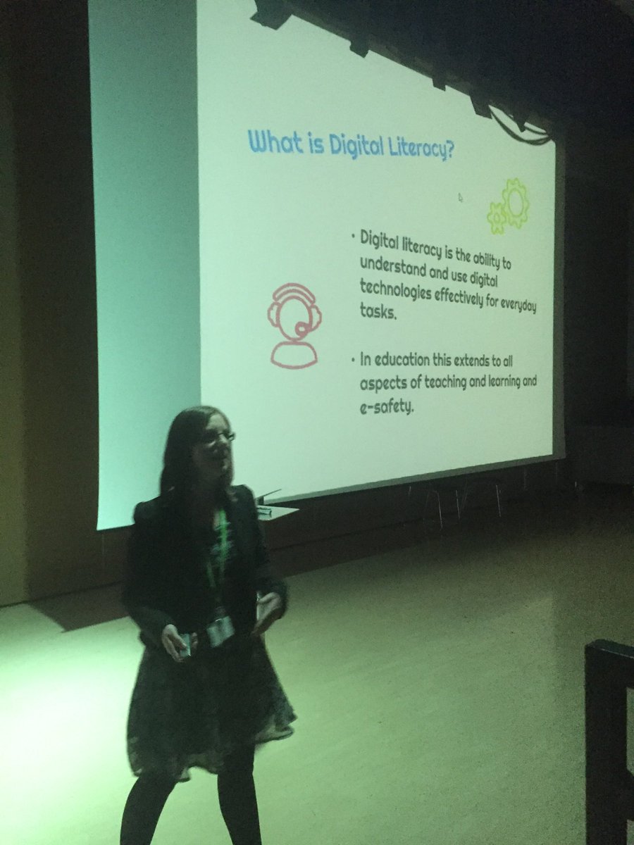 bradfordacademy's tweet photo. Digital Literacy with Miss Todd https://t.co/L32CYlmTG3