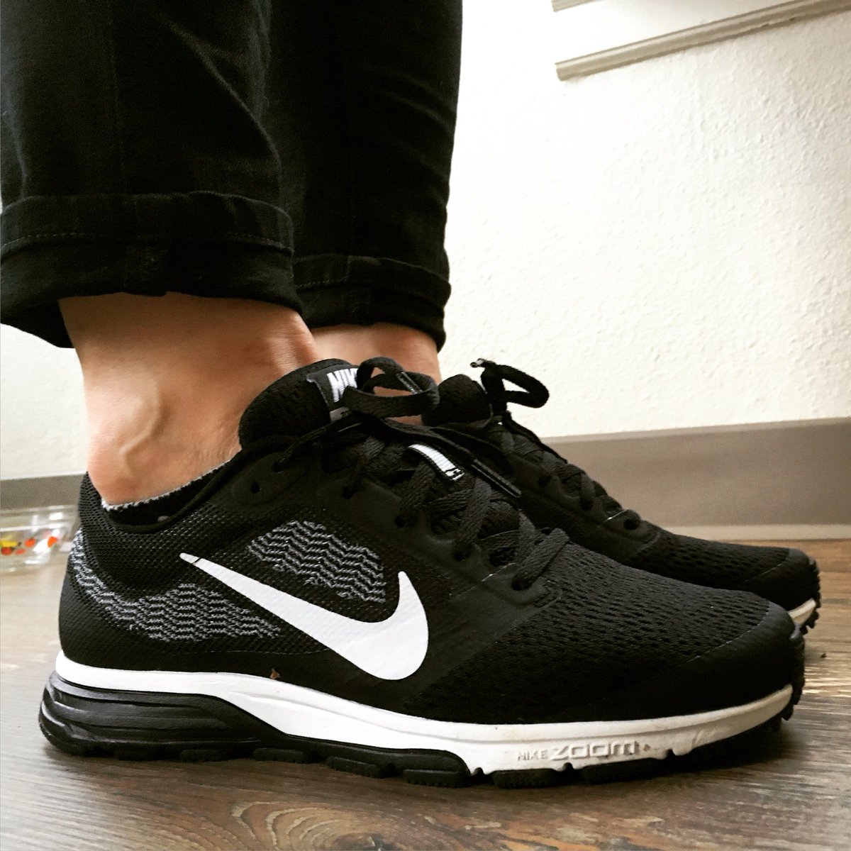 DiverChik's tweet photo. Just Do It! #ilovemyjob #NIKE #nikeflyknit #connectingpeople #filterati #filterpdx #filterjobs #pdxjobs https://t.co/W9XQwqevgs
