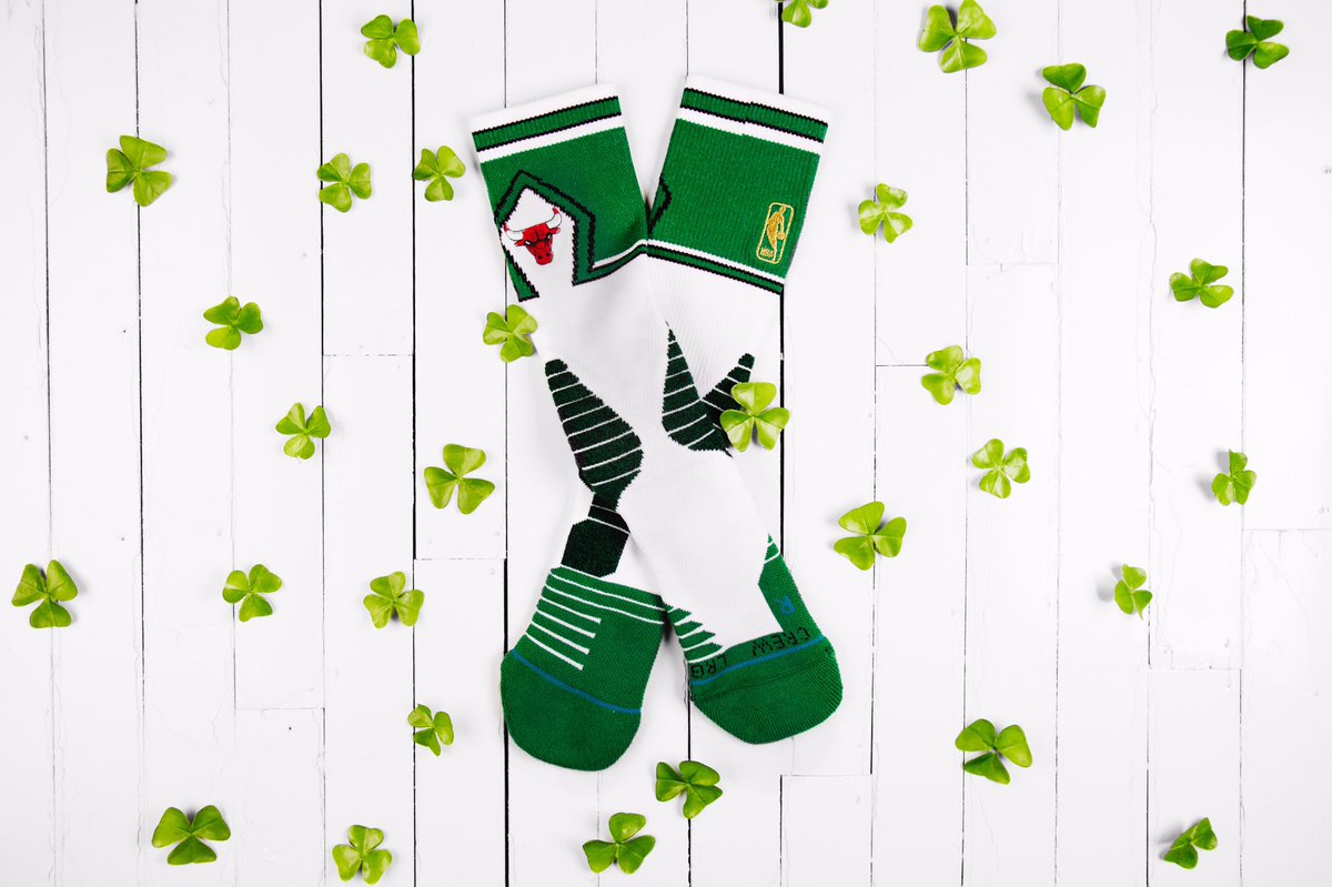 chicagobulls's tweet photo. These @stancehoops socks the #Bulls are wearing Thursday are 🔥🔥! Want a pair?! RT for your chance to win! ☘☘ https://t.co/eOiFEvstfs