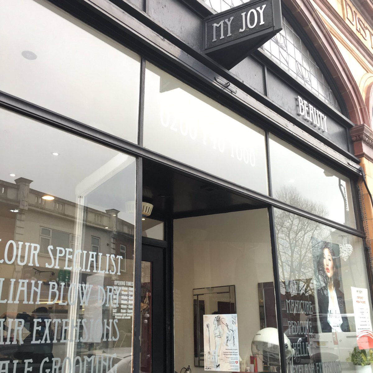 sparrowsofparis's tweet photo. #find2win #poster @sparrowsofparis #gig 13 Apr @TroubadourLDN #MyJoy #hairdressers #LDN #W6 #sparrowsofparis #french https://t.co/Un2S8WHM5D