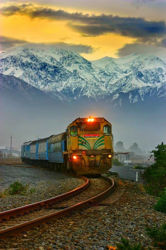 peterzburg's tweet image. Moskau Transsib - - - - - - - -&amp;gt; 
#Baikal #Baikalsee 5.211 km 
1. KL. EUR 775.-. 
transsibirischeeisenbahn.me/preise-2016/