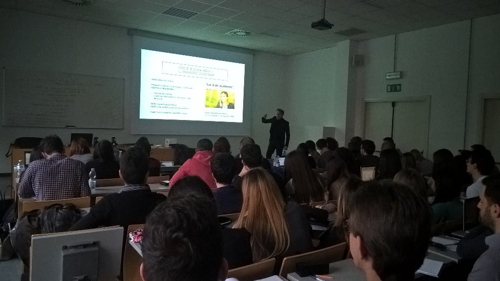 Realtà virtuale, branded content, ad blocking, vertical video, Cool! Brand Management  @claudiosemenza <a href="/UniLIUC/">LIUC The Business University</a>