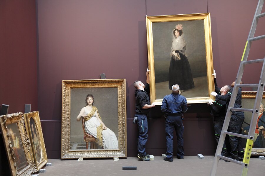 MuseeLouvre's tweet photo. #Jourdefermeture #Accrochage peintures de la collection Beistegui dans la salle des Sept cheminées https://t.co/Uy8k8p8Pli