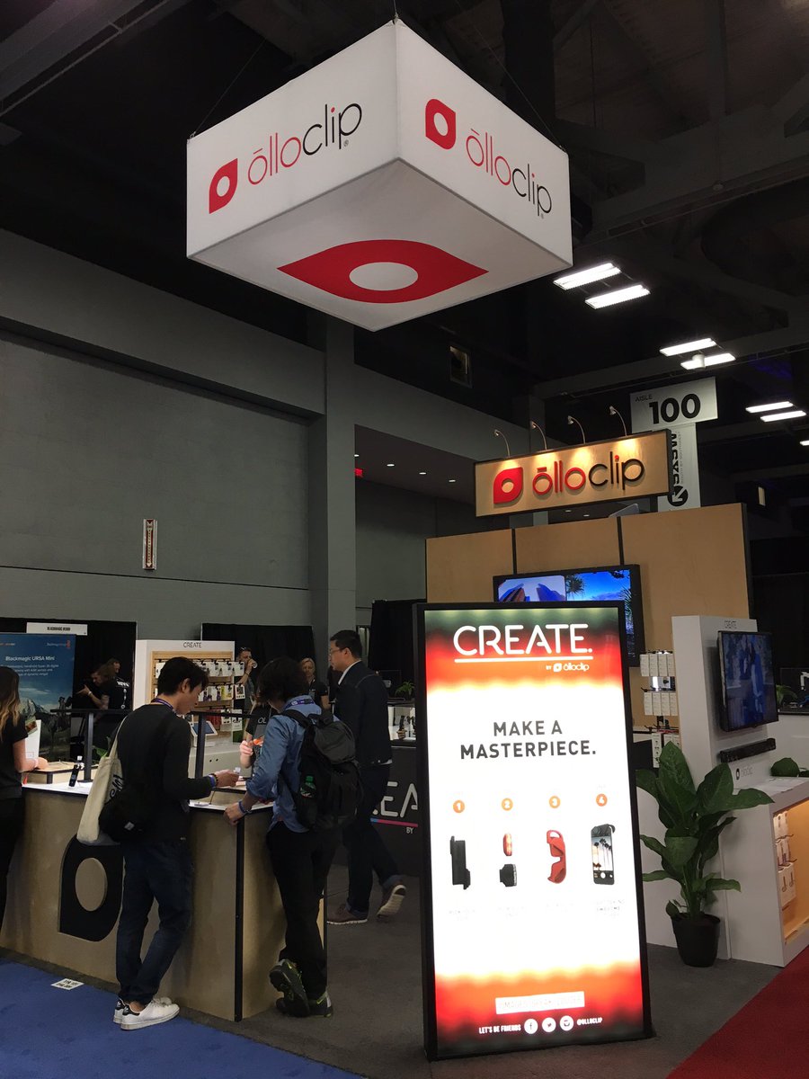 Parllay's tweet photo. @Parllay loves this! Congrats to @olloclip for leading the industry in mobile photography #SXSW2016 #sxswparllay https://t.co/8dBC2bBudQ
