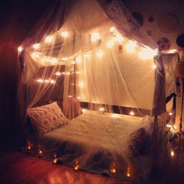 DressZone's tweet photo. Starry Beds That Gives You The Feeling Of Sleeping In Stars ⭐⭐⭐ https://t.co/WQvNyNfxcl