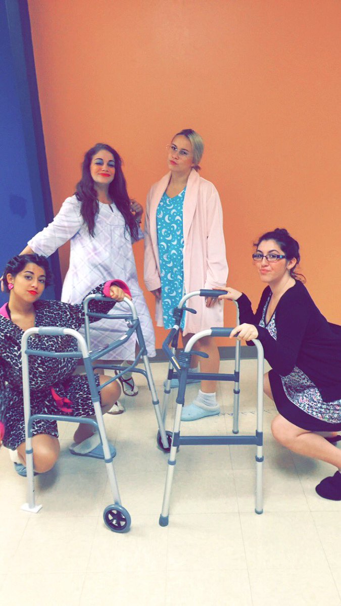 sugarplumsydd's tweet photo. Grandmas gone wild #SeniorWeekDay2 https://t.co/2XrOoj5aSW