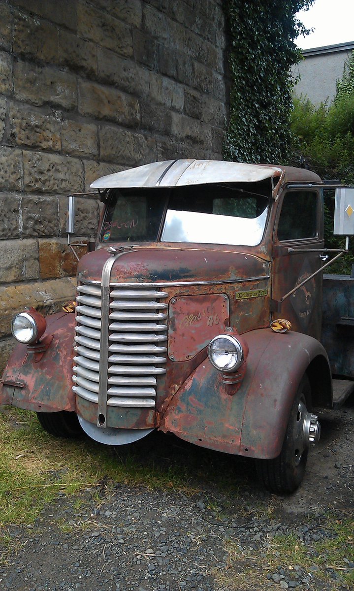 SpecialTheatre's tweet image. B is for #businessskills #backstage #backprojection etc Where do we need help? Can we work with #localbusinesses ?