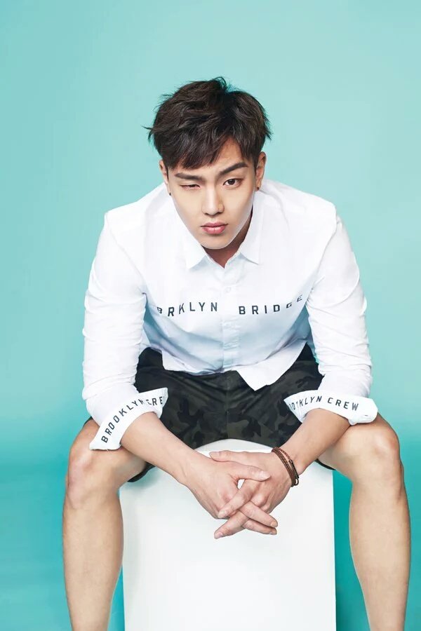 mxshonwu's tweet photo. Real Name : Son Hyun Woo (손현우)
Stage Name: Shownu (셔누)
Boold Type : O
Position : Leader
Speciality : Vocal / Dance https://t.co/Co9adnvOFX
