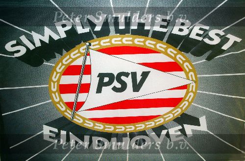 sambaars8's tweet photo. RETETROTS OP ONS @PSV! !!!!! 💪 ⚽ 👊 BOERRRUUUHHHH! !!! https://t.co/mT7gh3Zkx4