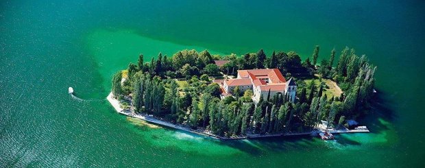 SoloTrekker4U's tweet image. 5 Well Priced #SoloTravel #SpringDestinations bit.ly/1pmGH4M #ttot #viajarsolo