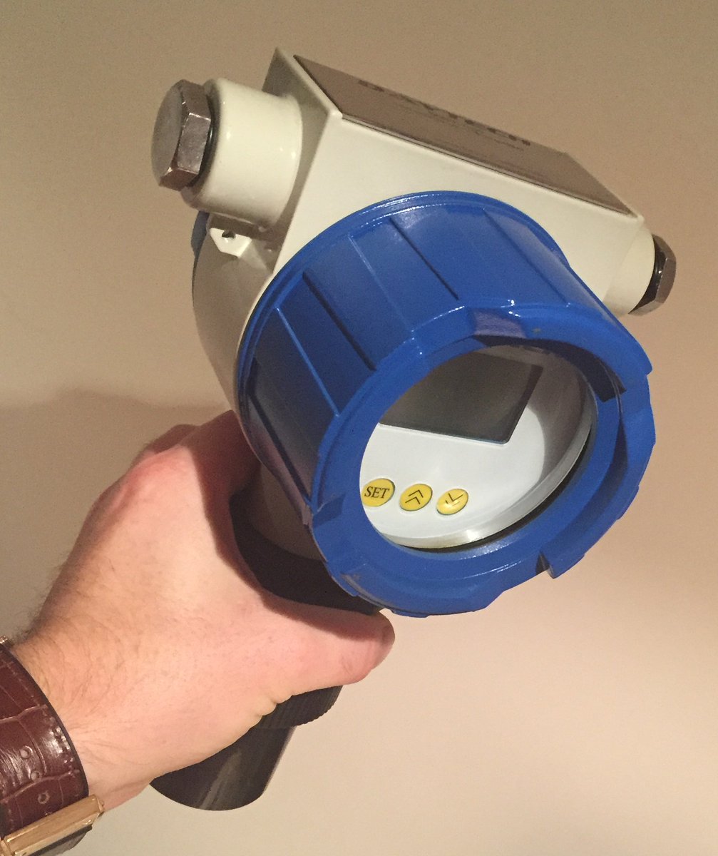 ControlsOnline's tweet photo. @ControlsOnline's DAYTECH range of smart #ultrasonic level #sensors. Control devices directly from onboard outputs! https://t.co/mEVNNrgxCX