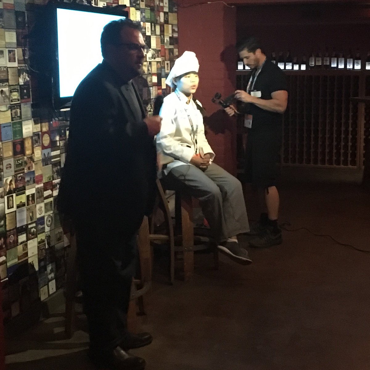CookTimeRemmi's tweet photo. And live from Austin...its #H2H !! #CoxSxSW #GetStartedSxSW #RemmiCooks https://t.co/QNC1WhhYEG