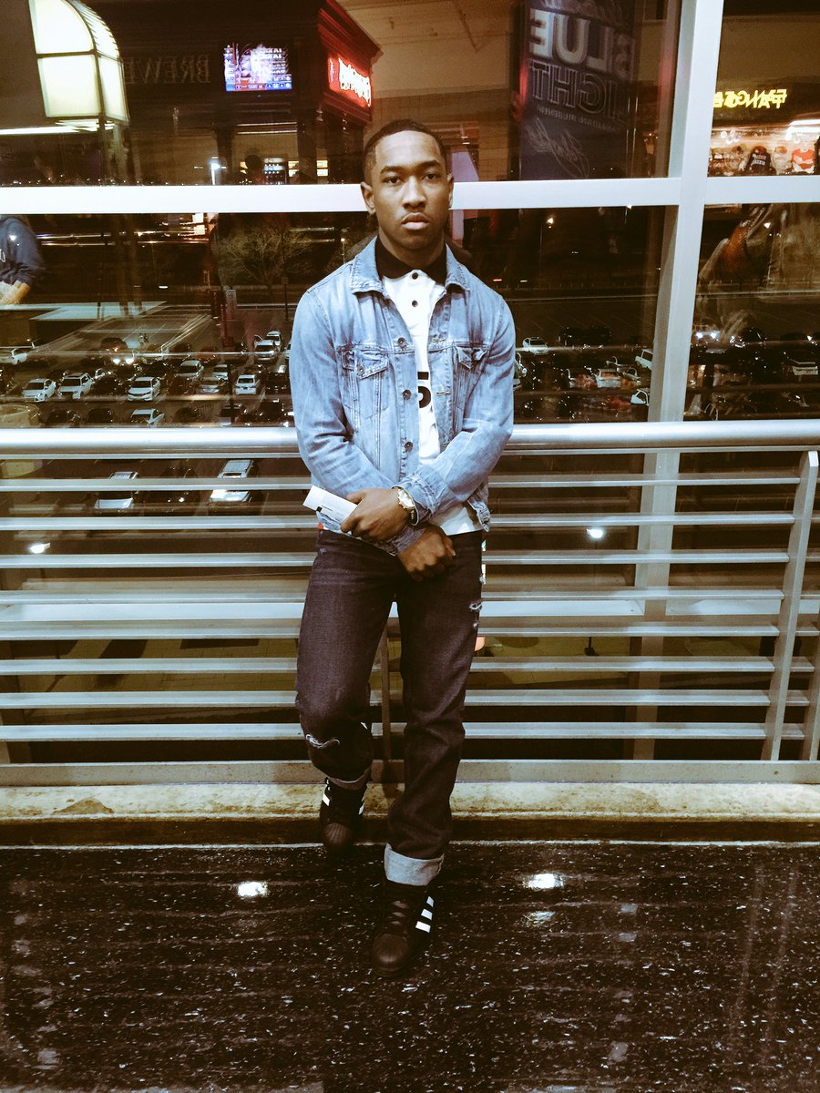 Gcd_Jay's tweet photo. #SoGcd 🤑™ https://t.co/3AdraQlNzP