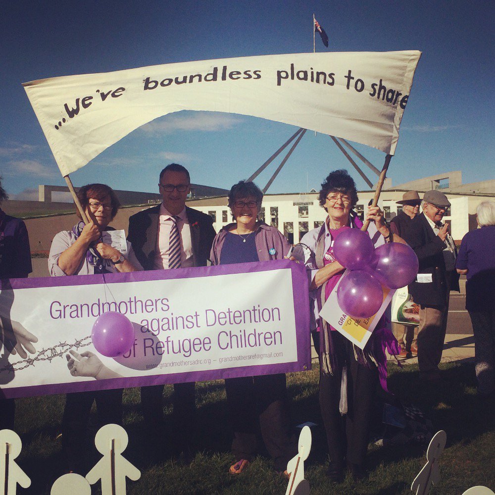 RichardDiNatale's tweet photo. No child deserves to be locked up in cruel, indefinite detention. No child. https://t.co/B5N11FaclR