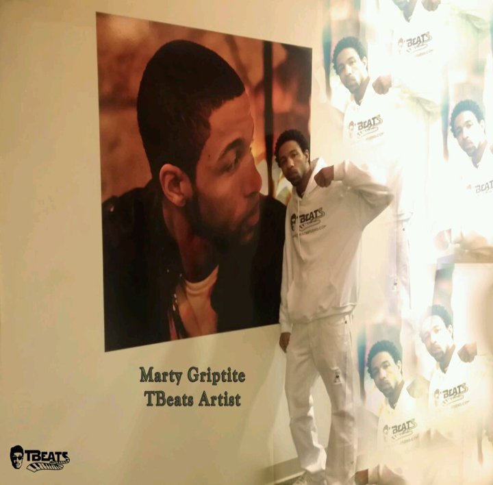Kishe's tweet photo. Go check out @MartyG314 #NewMusic #np on #SoundCloud Chunk Up The Dueces #MTSLG #TBeats
https://t.co/pmw71jNWUd https://t.co/31ropoMDRC