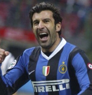 TheHeadtoHead's tweet photo. Which Portuguese legend was better in the Serie A?🇵🇹

RT for Rui Costa
LIKE for Figo https://t.co/wh5L4EC8CU
