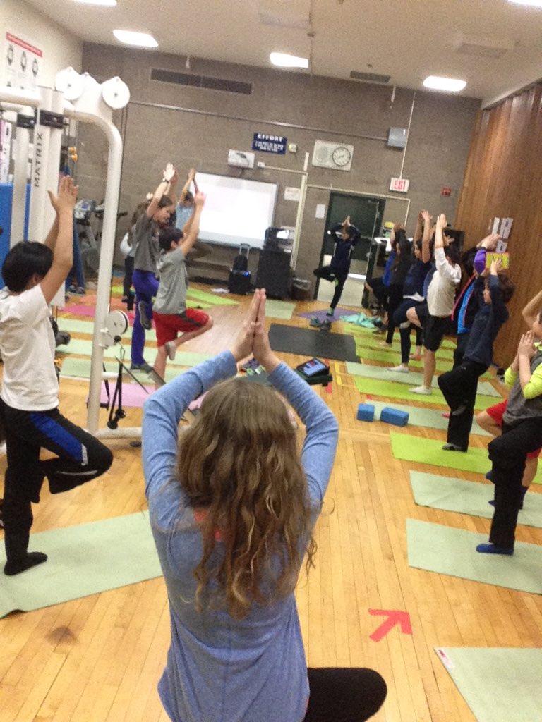 kpetrella_PE's tweet photo. Students leading each other through different poses #yoga #cmspe #physed  @WstprtWellness https://t.co/imJ2Bb6W2a
