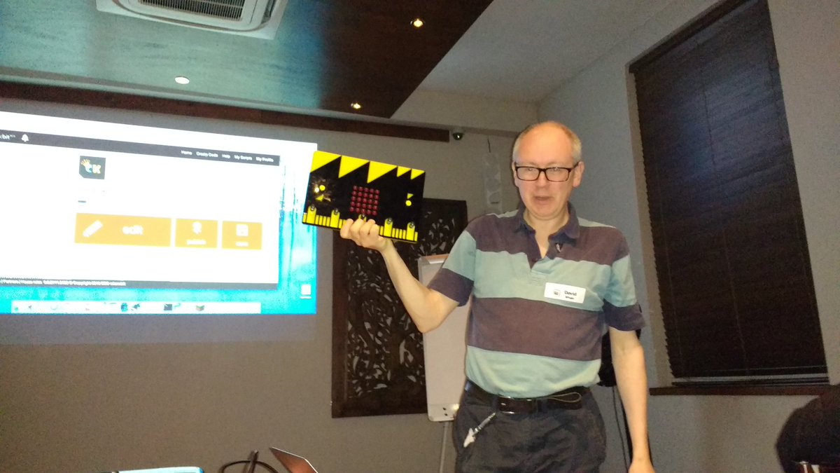 Coding2Learn's tweet photo. Here's the amazing @whaleygeek talking about microbits both big and small at #codingevening. (@PocketMoneyTron) https://t.co/zryK2CpXa0