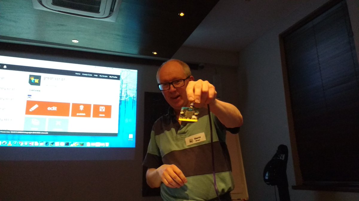 Coding2Learn's tweet photo. Here's the amazing @whaleygeek talking about microbits both big and small at #codingevening. (@PocketMoneyTron) https://t.co/zryK2CpXa0