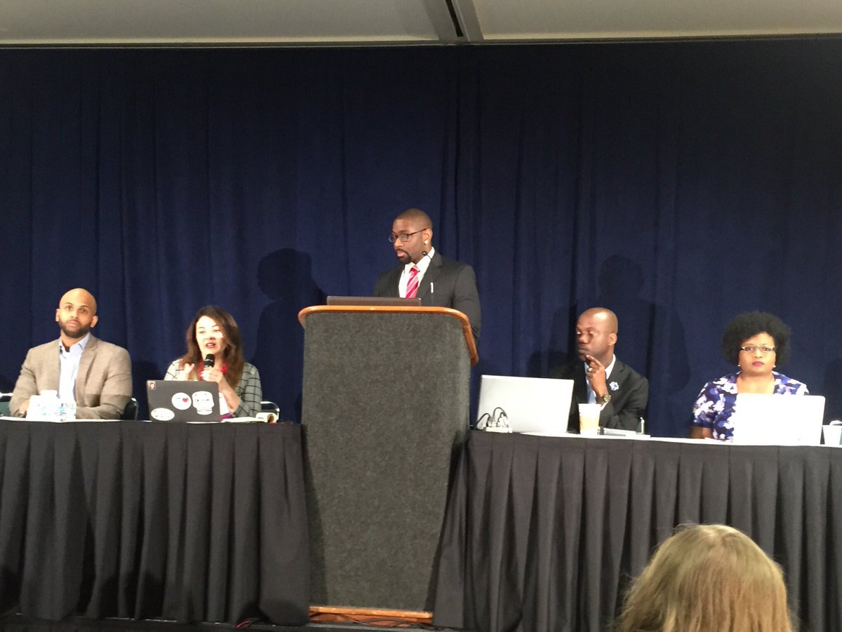 GWPeterK's tweet photo. Superb #NASPA16 #SA_Votes Panel featuring @higheredsmith @SusanaPhD @DMorgan32 @DrShaunHarper & @LoriPattonDavis https://t.co/pgBjYd1jmm