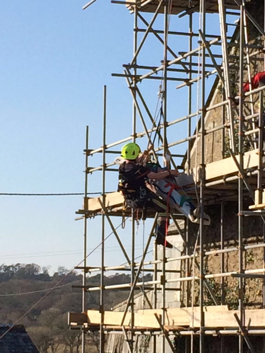 TorpointCFRS's tweet photo. #Torpoint's FF Colwill, working with @LostwithielCFRS colleagues to rescue a man at height earlier today👏🏻👍🏻 #SHACS https://t.co/fs7BqtIVBI