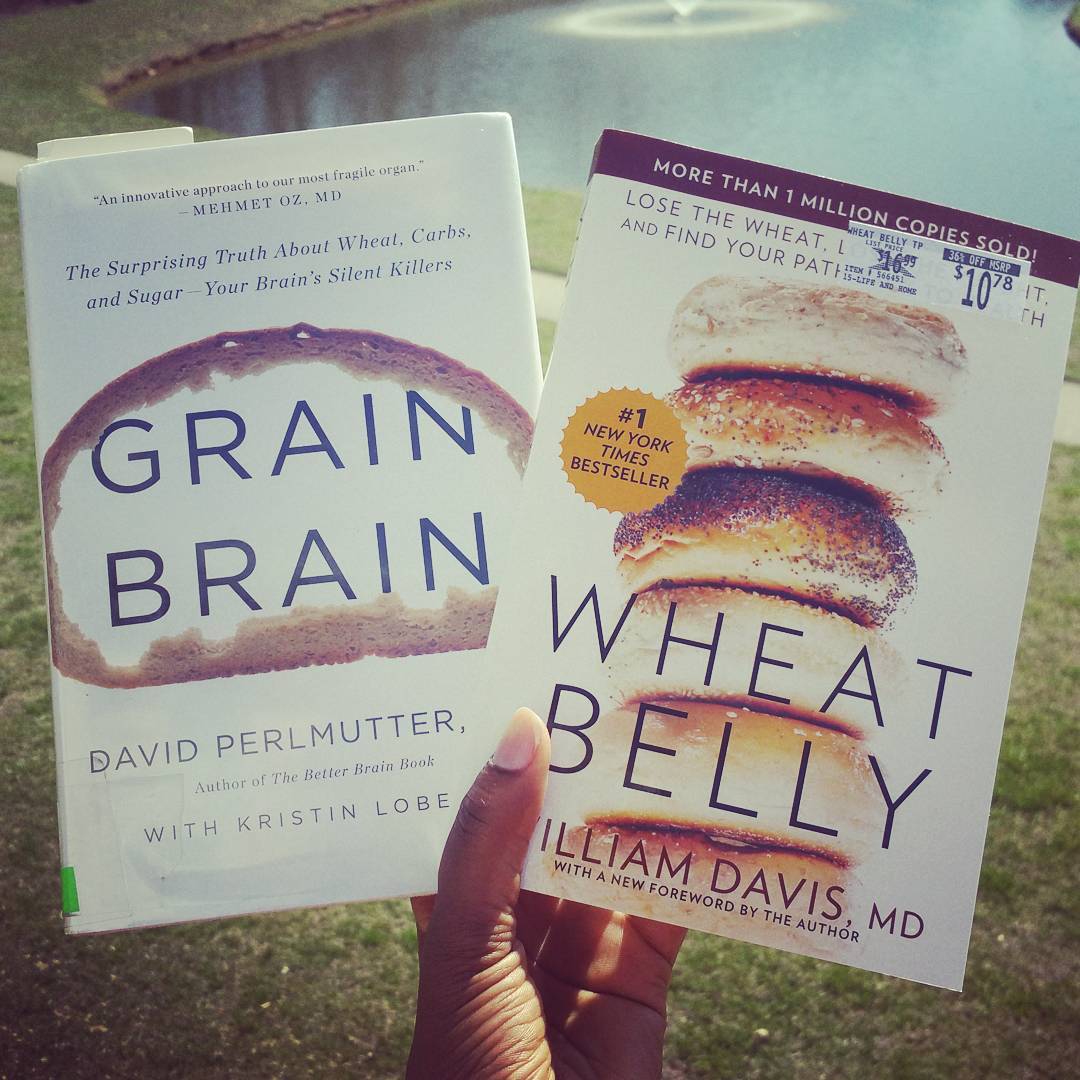 glamazini's tweet photo. These books got me contemplating quitting all gluten forever amenπ«π (but that bagel sho look good π) #butcake π https://t.co/iuwQm4zi1L