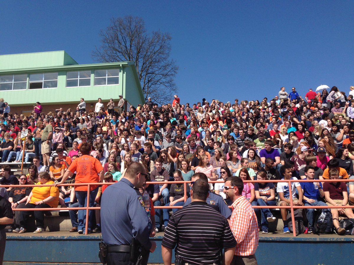 Entire student body at Dickson High School is here to support Peyton as he graduates. <a href="/NC5/">NewsChannel 5</a>