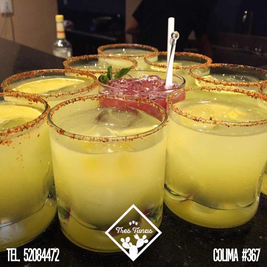 tres_tunas's tweet photo. Cualquier día es bueno para disfrutar con tus amigos en #TresTunas. https://t.co/zJJn0A24rh