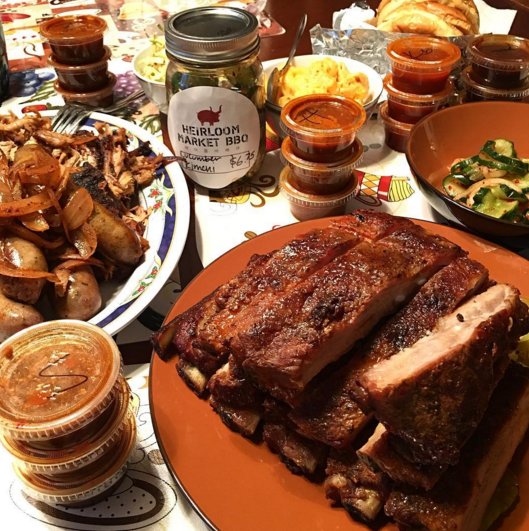 ThrillistATL's tweet photo. YOU get to choose the best barbecue spot in America https://t.co/eu3CZzaj32 https://t.co/t68oDtExIg