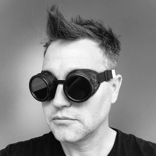 blink-182 tweet media