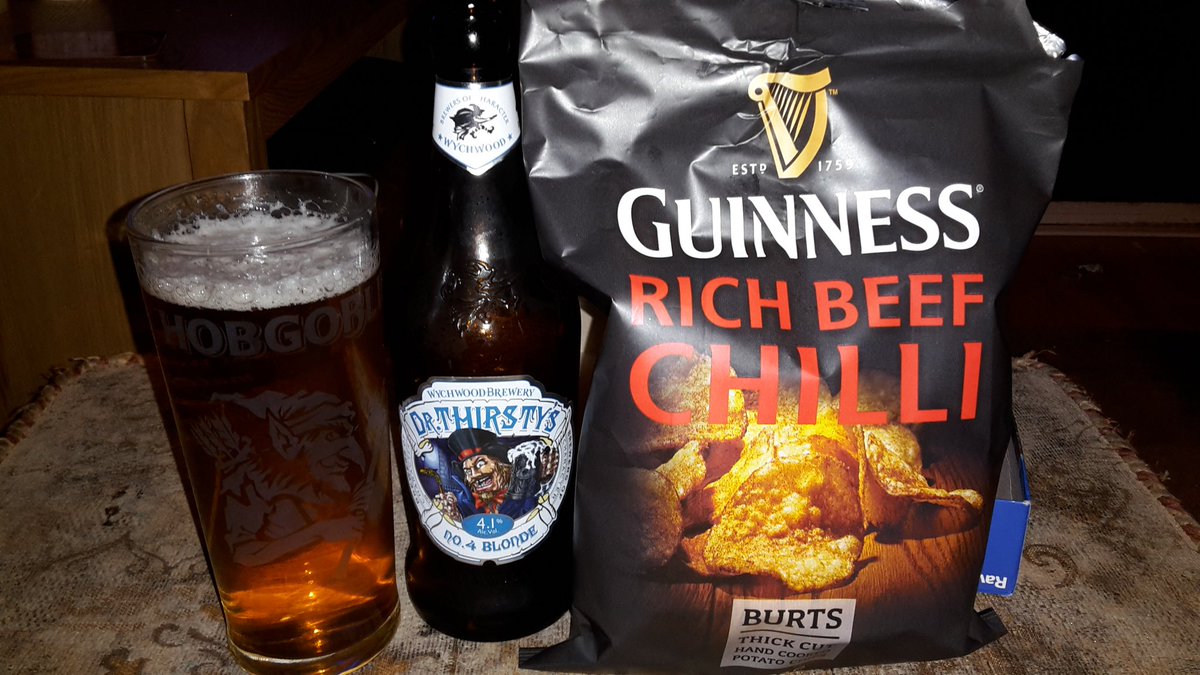 pipmuckle77's tweet photo. Really enjoying @BurtsChips Guinness rich beef chilli chips with my @Hobgoblin_beer  Dr Thirsty https://t.co/FGzuspAHAi