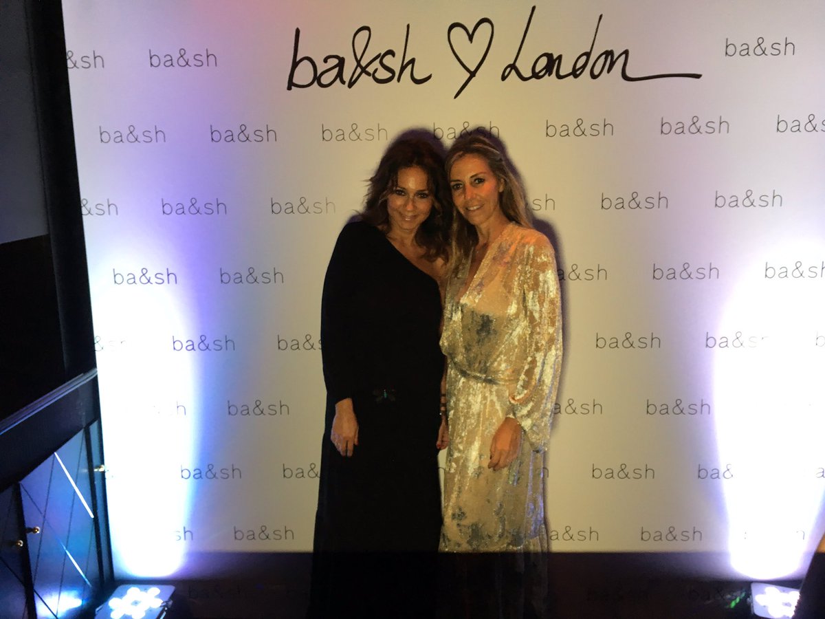 bashparis's tweet photo. Let's party 🇬🇧
#bashlondon https://t.co/vqNRV7tmBr