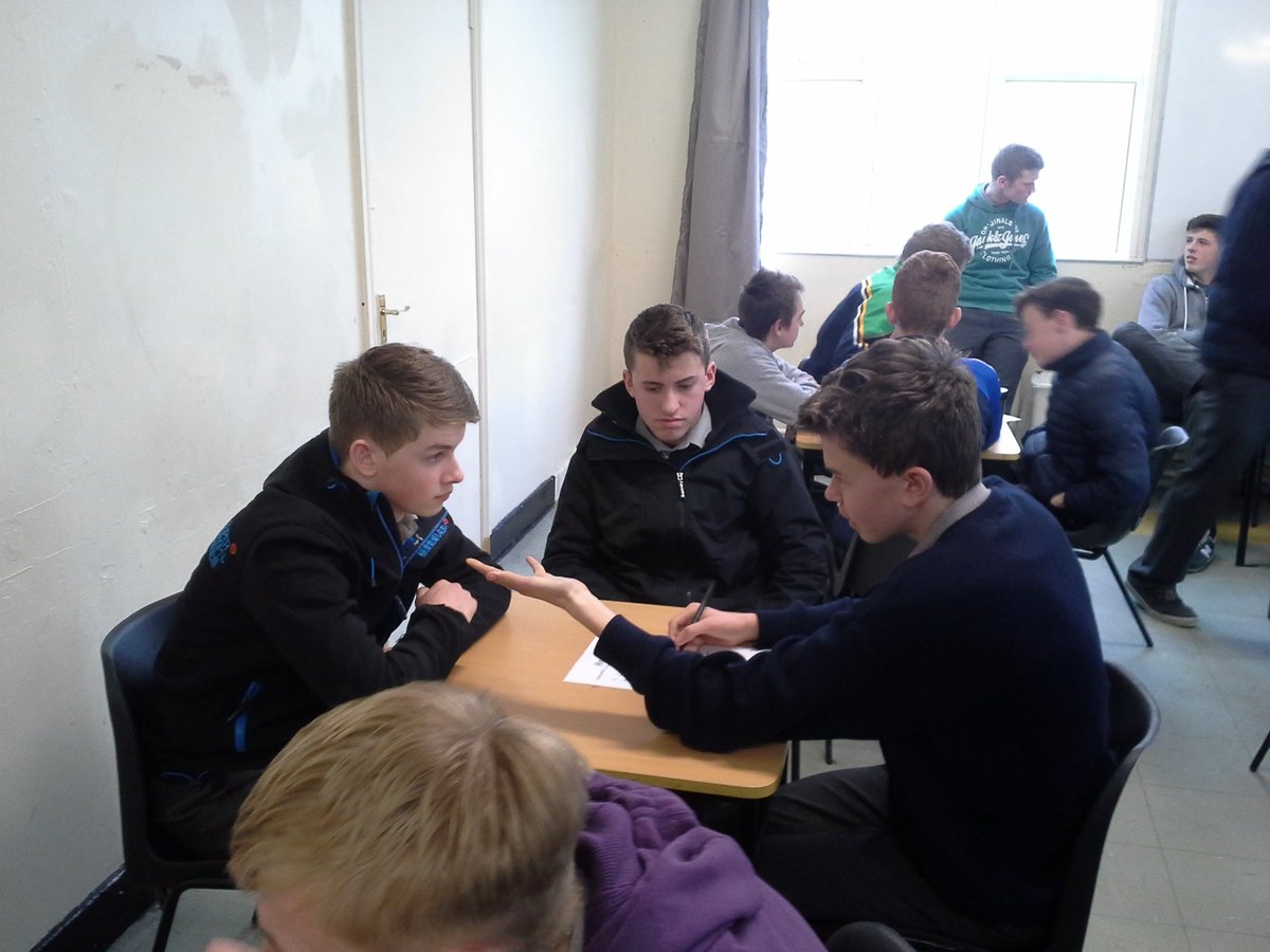 StFachtnas's tweet photo. 5th Year Mentors organised a first/second Year 1916 quiz for Proclamation Day! https://t.co/tCAyzrY10r