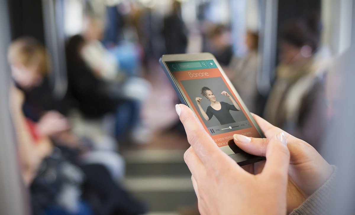 BebeSigne's tweet photo. Envie d'apprendre la langue des signes dans le métro ?
Découvrez notre future app https://t.co/uZ3tKYvIS7 #bebesigne https://t.co/fCkFbnUfll
