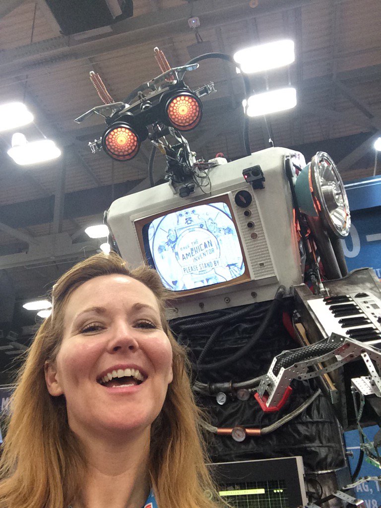 trust_better's tweet photo. It's all about #innovation at #SXSW2016 I just met Innovate at #patentsmarter https://t.co/DQziP5iQx0