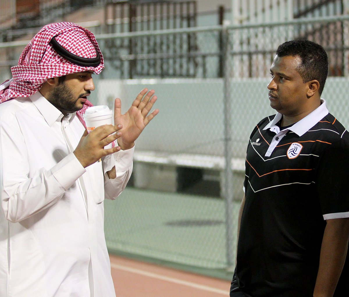 AlShababSaudiFC's tweet photo. صور .. الفريق الأول يواصل تحضيراته للرائد https://t.co/wNMB951vUT