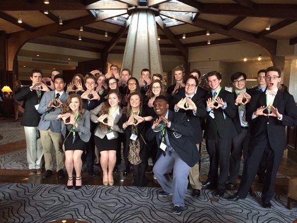 morgan_hertel's tweet photo. Had such a great weekend at state๐ #decaFLY #Modecascdc #d9 https://t.co/rndfwcAwE9