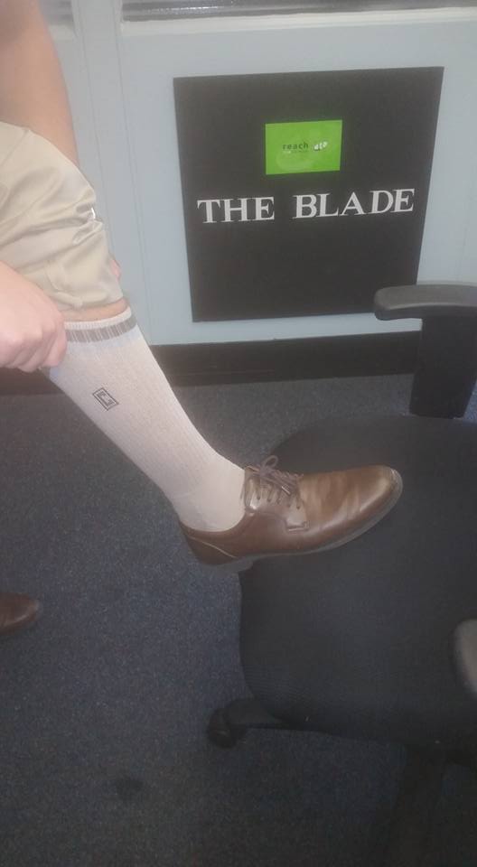 ReachMediaUS's tweet photo. Digital Specialist, age 24 wears his socks like this!  If you want to get somewhere you have to reach is his motto! https://t.co/3wvvqv70TB