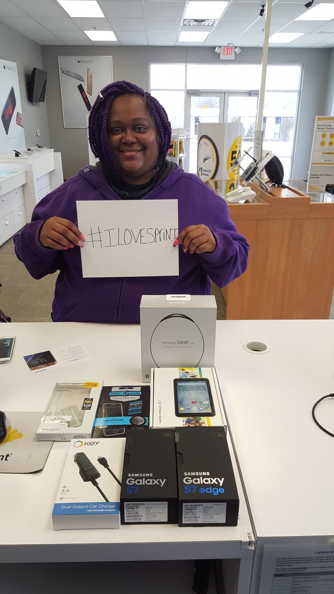 Way 2 go <a href="/uwamanil/">amani lawrence</a> with 2 line ATT port in with a Tab and $210 in Accessifi @uwDirkZunker@PerryRetailTeam <a href="/UWGMJason/">Jason Graves</a>