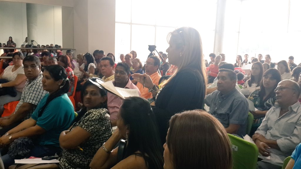 EducamosEnVzla's tweet photo. Ciclo de preguntas y respuestas lanzamiento del programa Rehabilita. https://t.co/fEjTHUlO8T