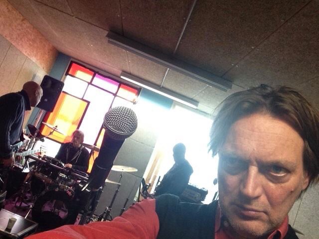 Spasmodique010's tweet photo. #spasmodique aan t werk! https://t.co/3DWcoDX5Lt