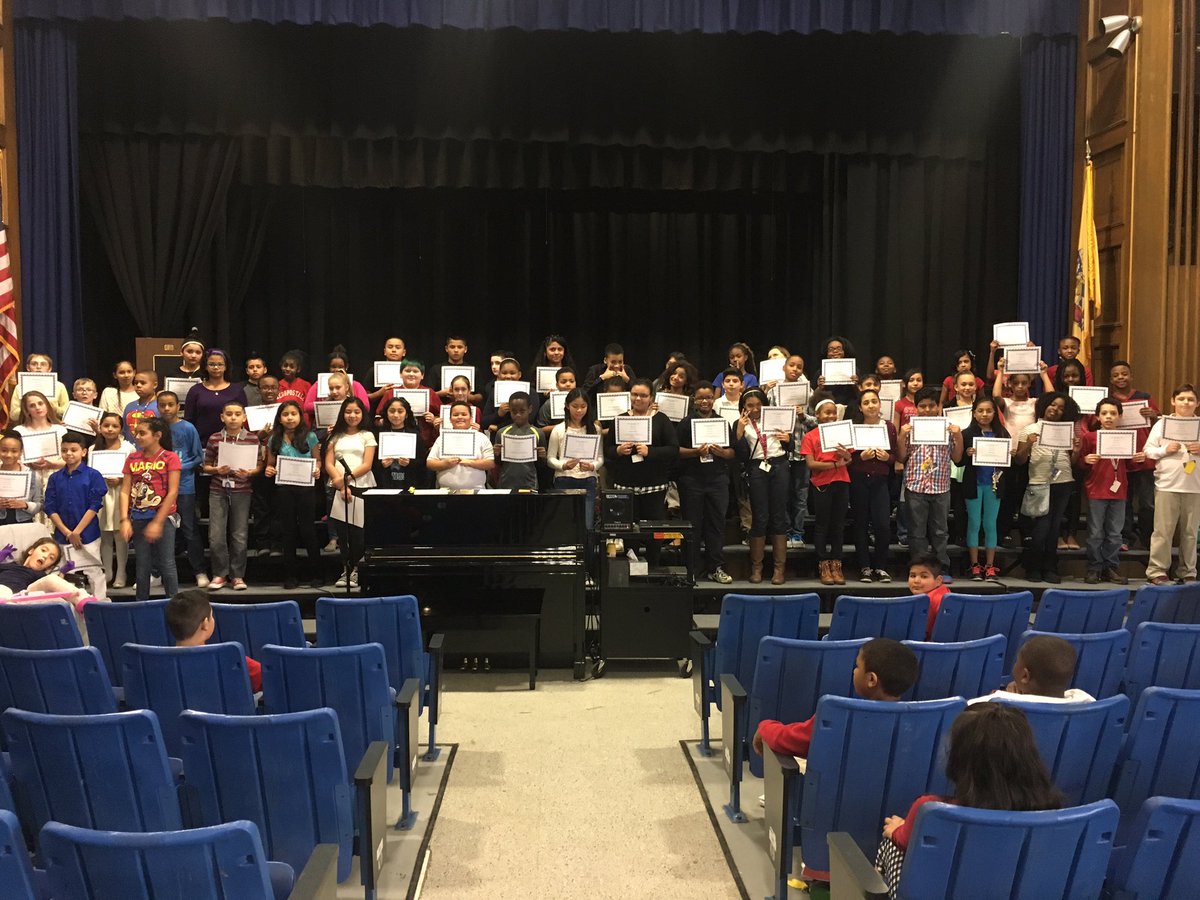 5th grade Honor Roll recipients