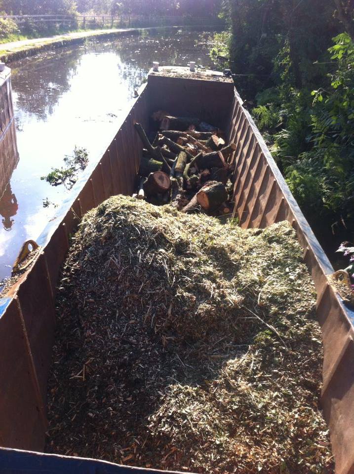 Treeservices96's tweet photo. Sign of a good days work out on the canals today! https://t.co/Bss9RskW0o