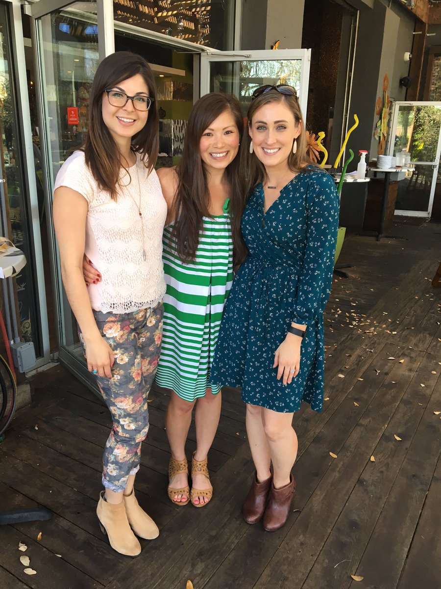 GabyArora's tweet photo. At Lekkah for Courtney's going away lunch! Sad to see her go! #spinforlife! #jsomatwork https://t.co/LYL9ozzLYm