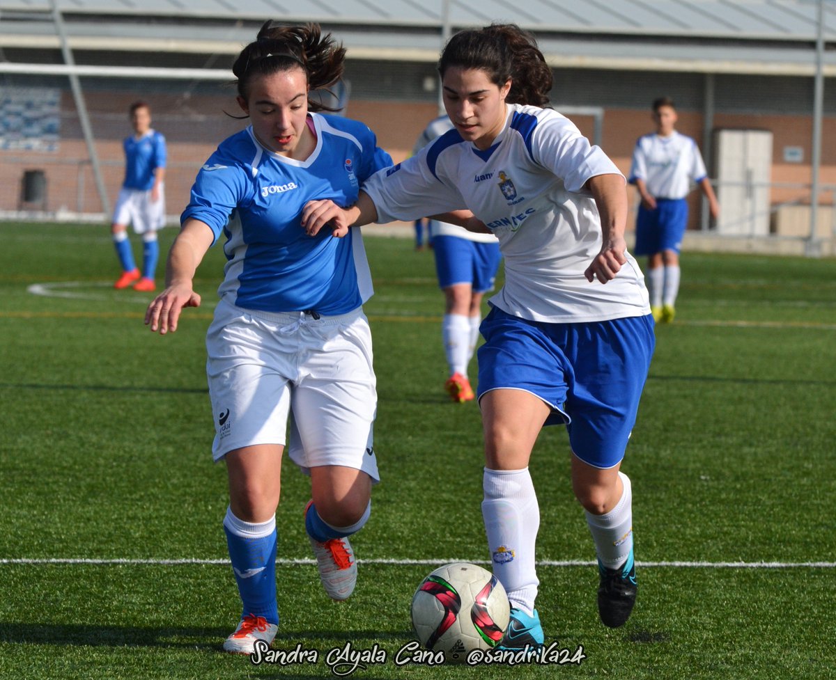 sandrika24's tweet photo. #FOTOS del partido @ardoifutbol 1-1 @femburlades (12-03-2016)
#futfem #regional #Navarra 
https://t.co/DF2fjgZUZQ https://t.co/hZvaKG8SvR